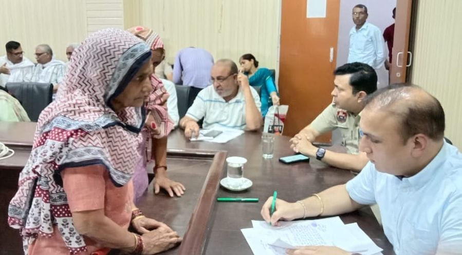 People's problems should be solved on priority basis: SDM