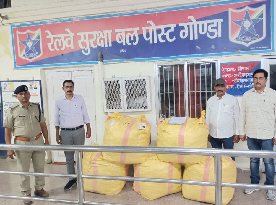 Nepalese tobacco recovered from Intercity Express, case registered