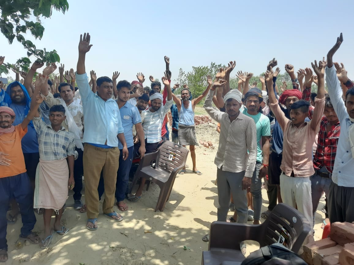 Encroachment on the way to the cremation ground caused road blockage