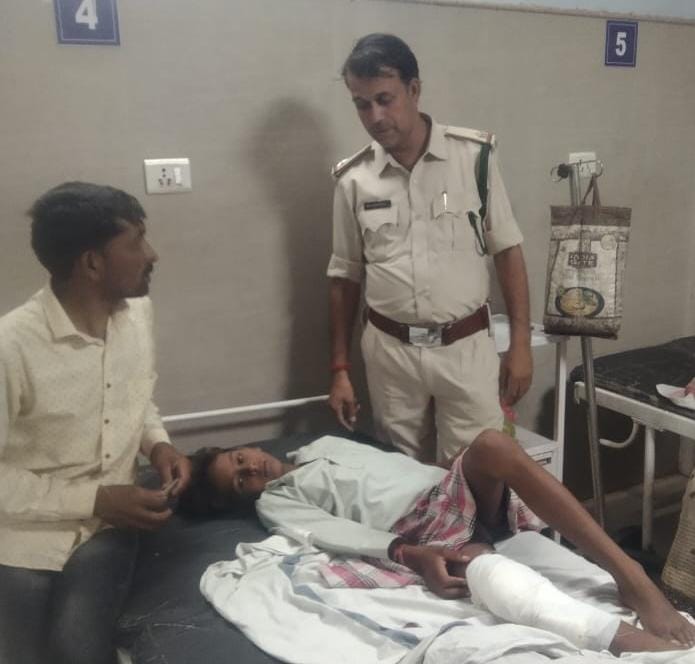 12-year-old boy who went to wash clothes in Vyarama river was attacked by a crocodile
