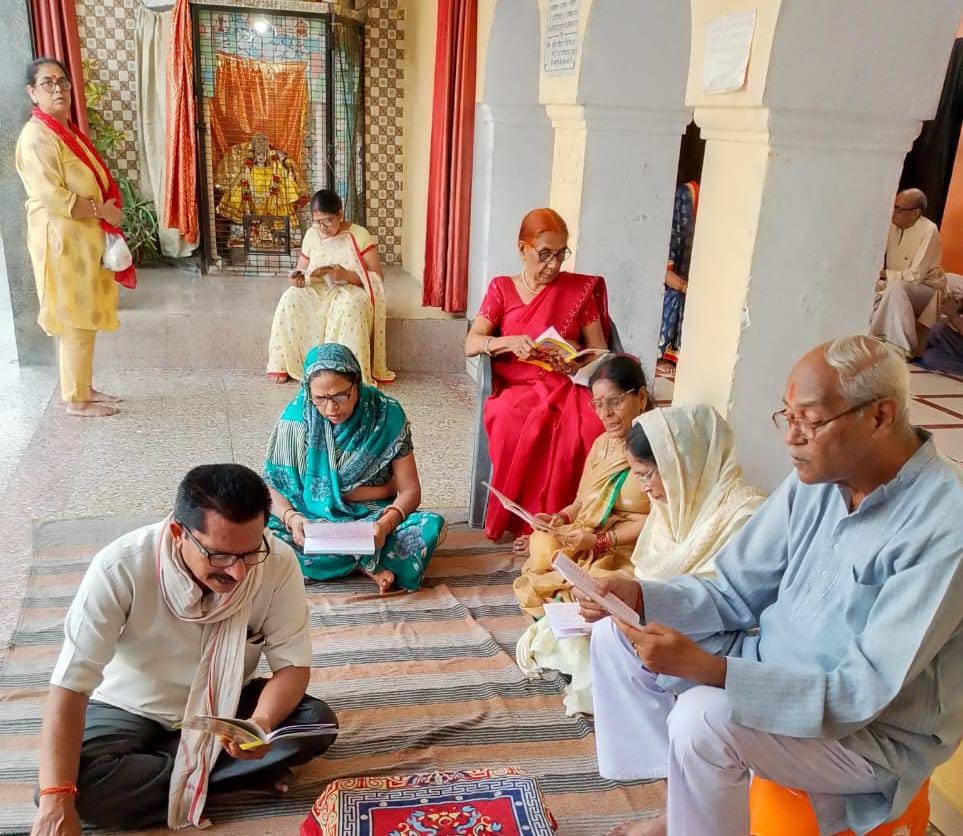 O Dukhbhanjan, Maruti Nandan listen to my call...