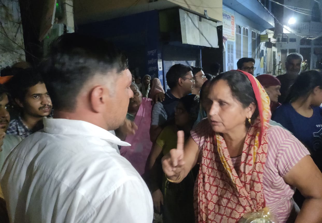the people of Chhoti Bazari got water