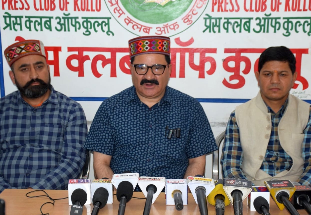 Air flights planned from Bhuntar to Jammu, Varanasi: Govind