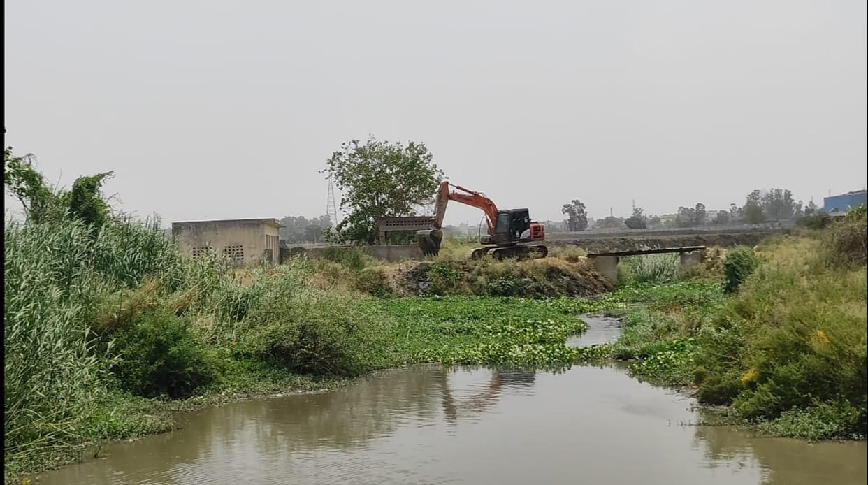 JCB and Poklane machines deployed for cleaning canals, drains and drains