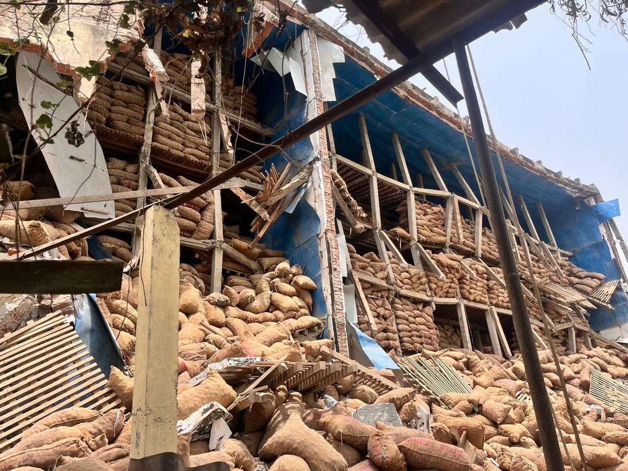 Explosion in cold store due to ammonia leakage