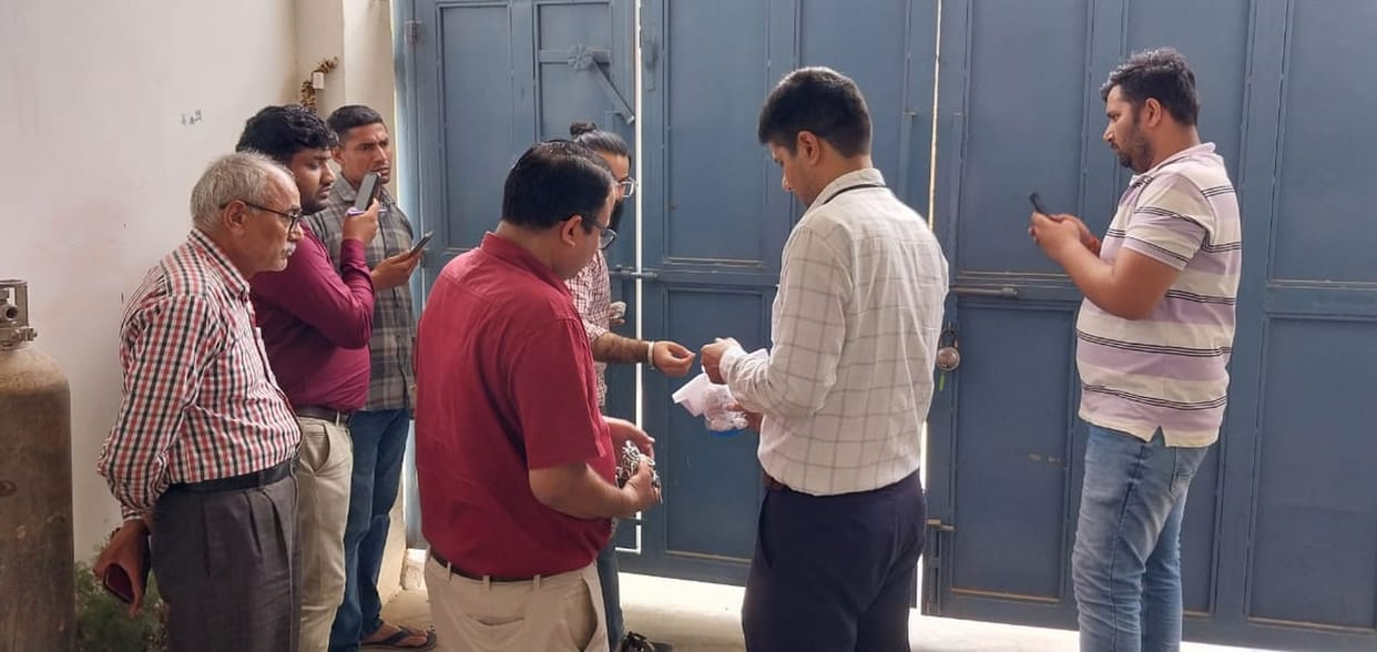 Jai Hind Hospital opened seal in Charkhi Dadri