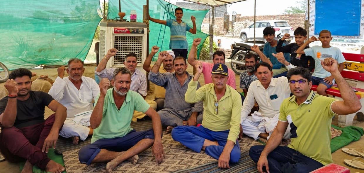 Village Premnagar Dharna Committee gave 10 days time to the district administration