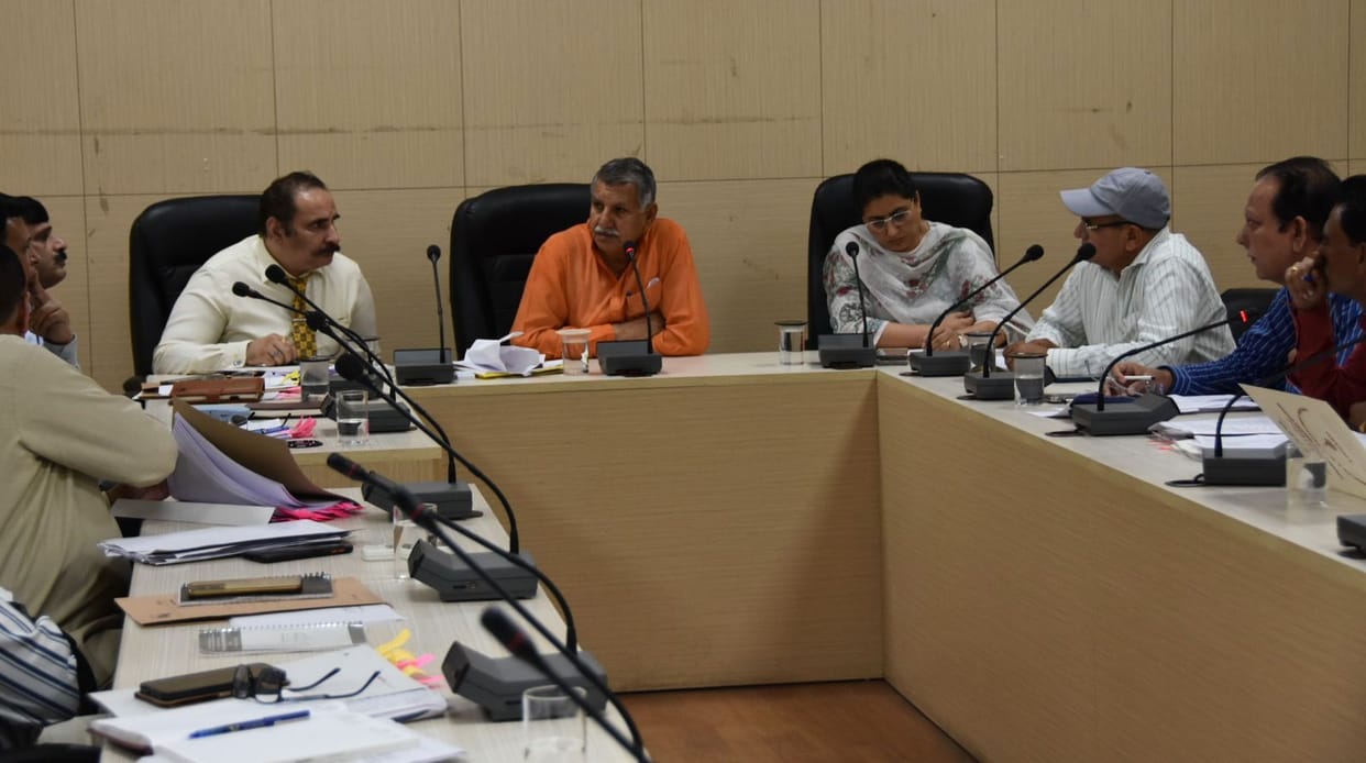 Where there is obstruction in drinking water supply, ensure immediate supply through tankers: MP Dharmbir Singh