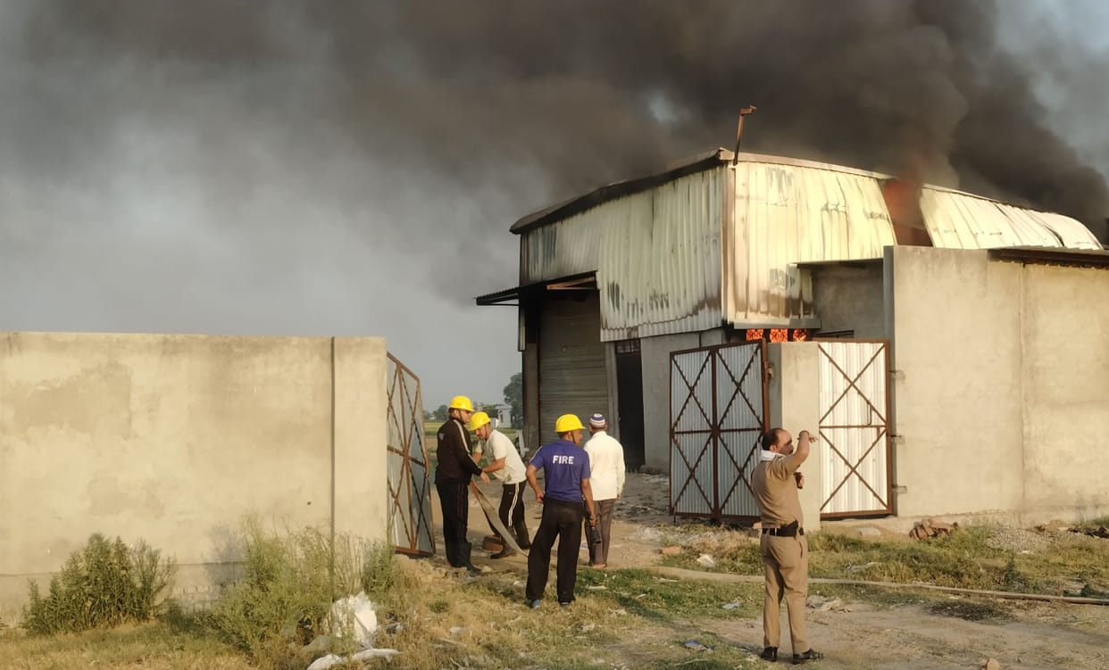 Closed plastic granule factory blazes