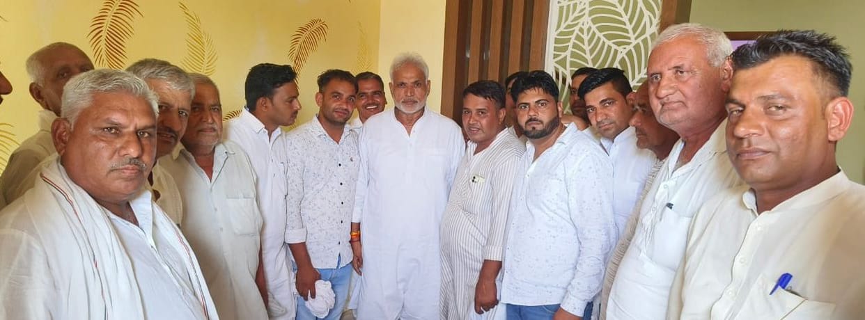 Sarpanches met MP and demanded to get their rights back