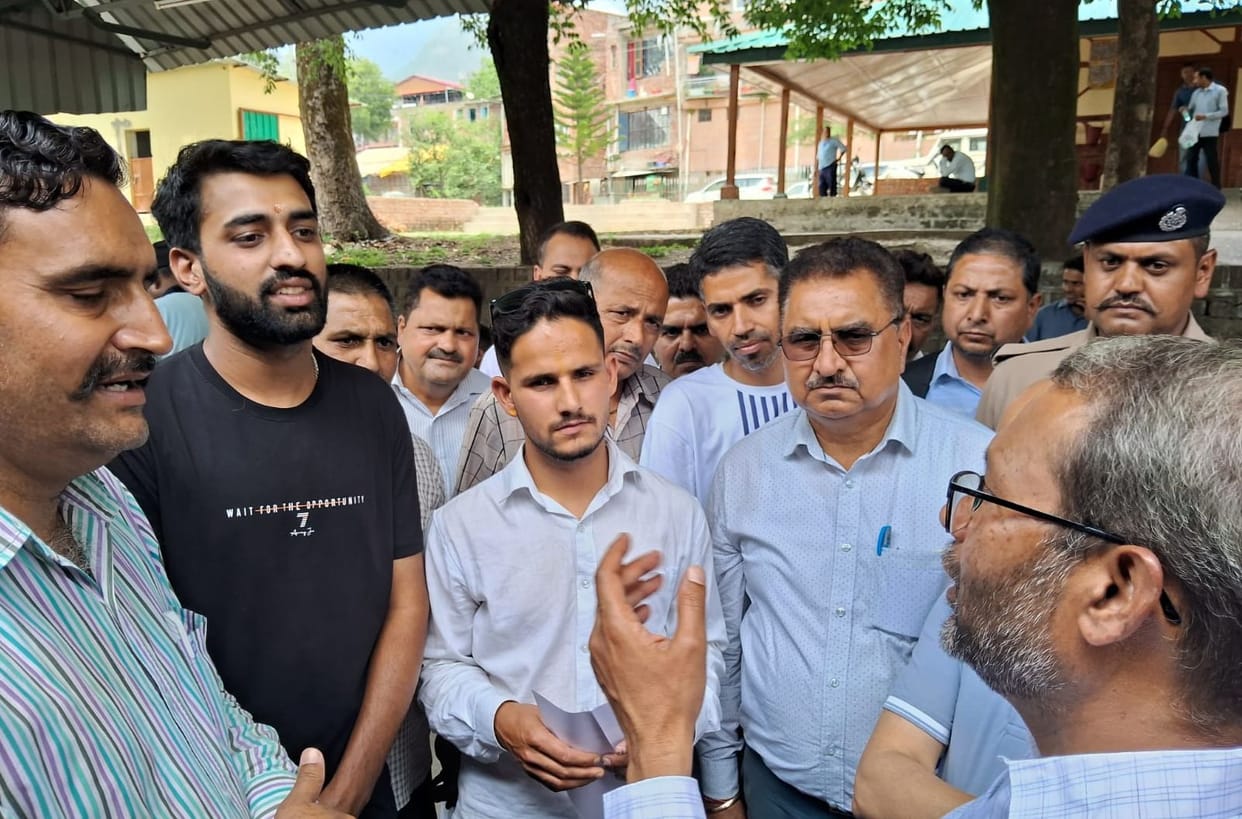 Businessmen raised demand to run third train