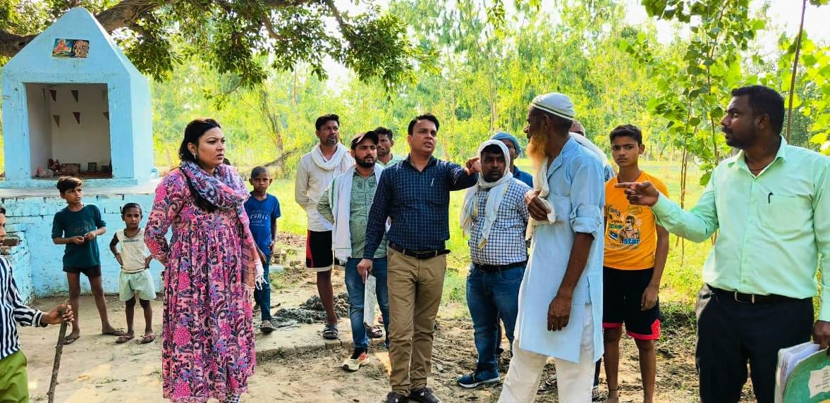 SDM removed illegal encroachment from Chakmarg