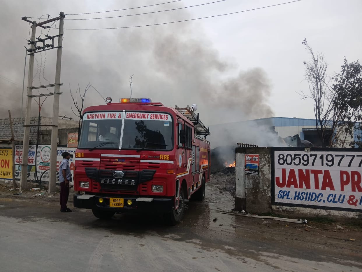 Fire in rubber factory, huge loss