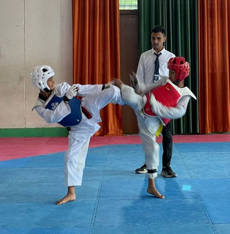 Players showed their strength in Taekwondo, Handball and Badminton