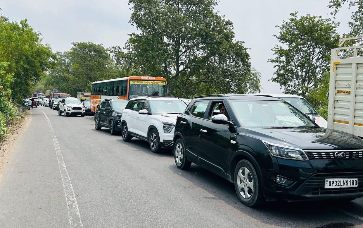 8 km long traffic jam on Sanjay Setu
