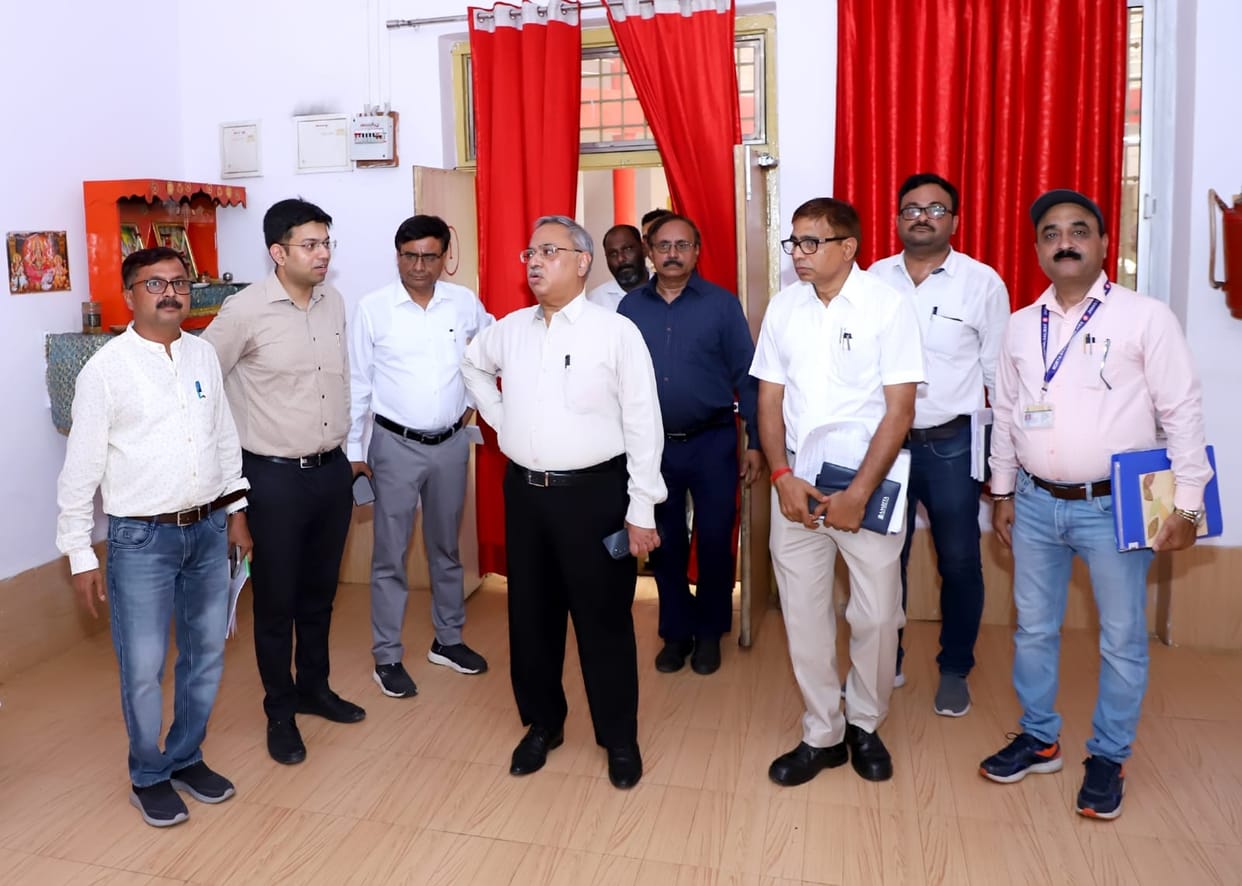 General Manager of NCR gave advice for safe rail operation.