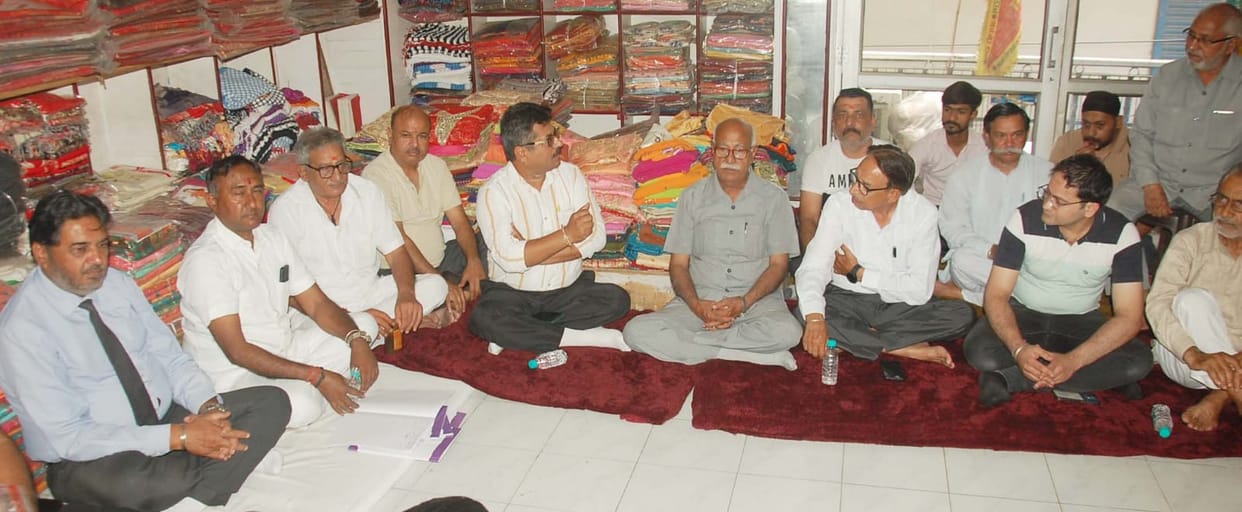 They will protest on July 3 by closing the market