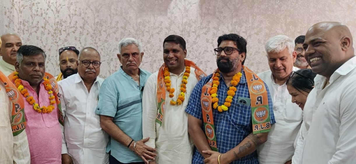Congress took votes by spreading lies: Grover