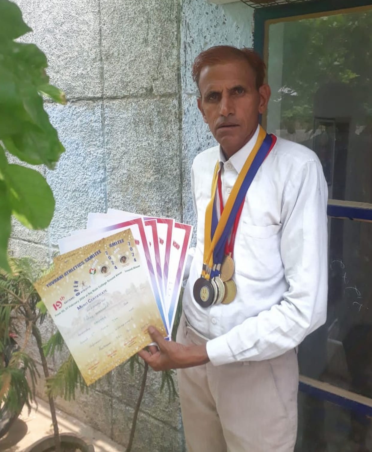 At the age of 56, the desire to live childhood again arose, runner Shri Bhagwan has won 6 medals.