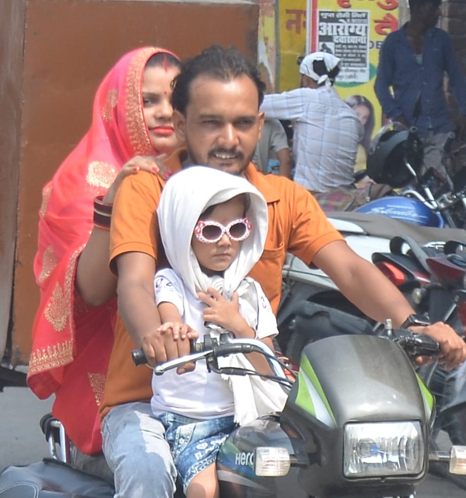 Drizzle in the morning and evening, sunshine and humidity in the afternoon increased the problems