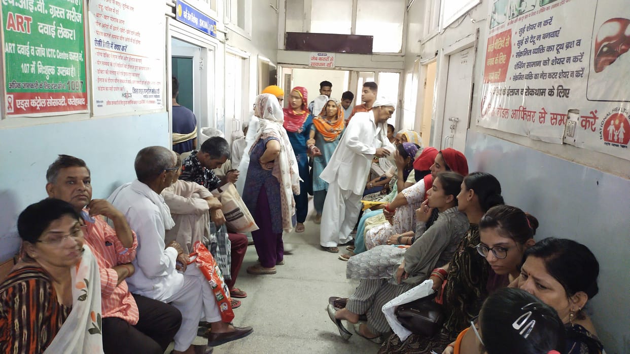 OPD started in civil hospital after two days, three specialists did not come, crowd of patients started
