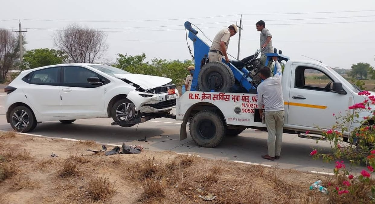 Speeding car hits motorcycle from behind, driver dies