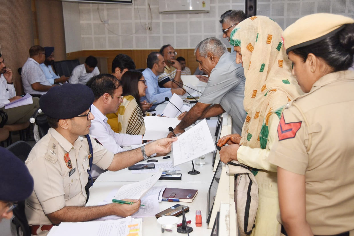 Administration's priority to solve public problems