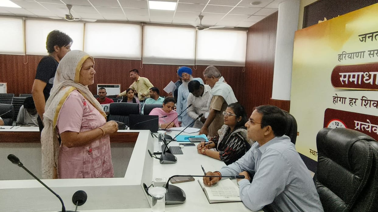 89 complaints reached Samadhan Camp, 55 were related to family identity card.