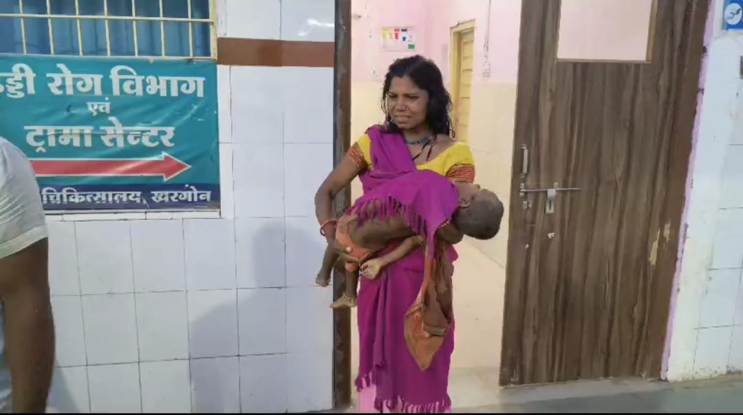 one and half year old innocent child was mauled by stray dogs Outside IN khargone