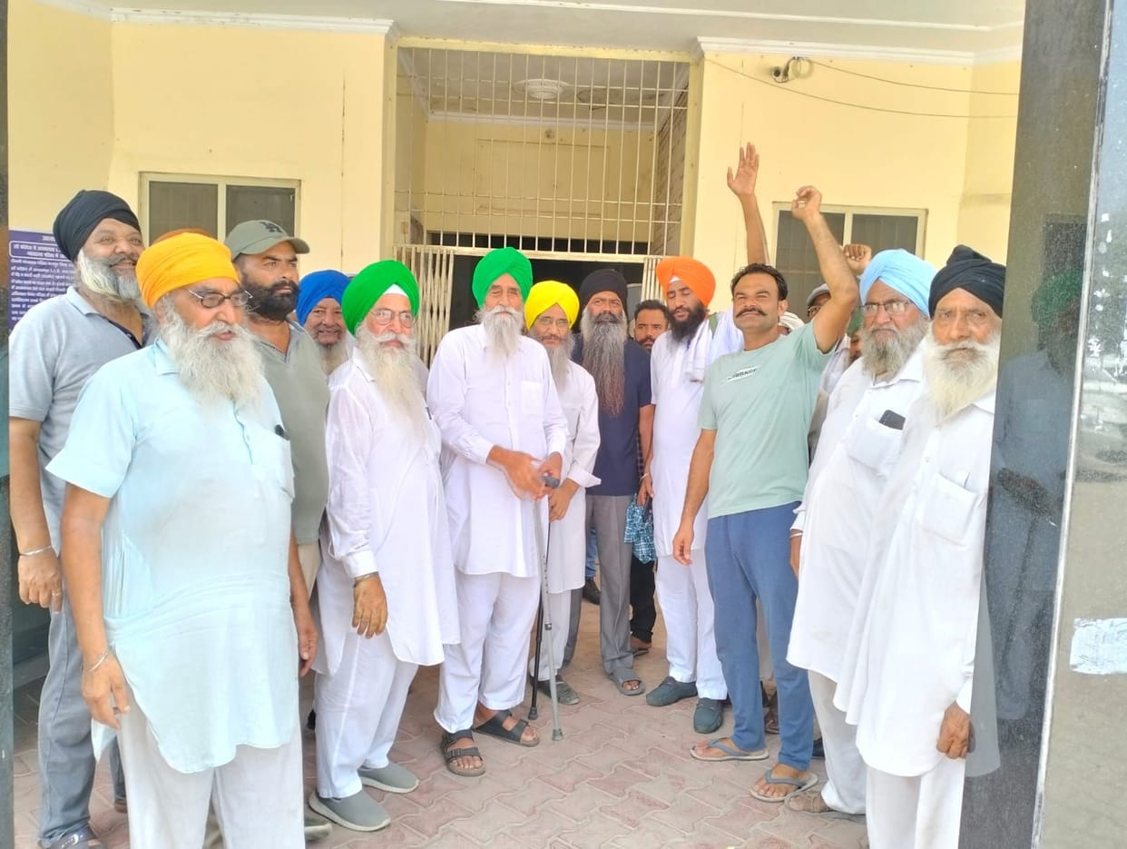 72 great donors donated blood in Sitarganj