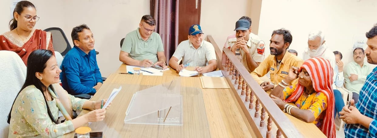 Old age pension made on the spot in Samadhan Camp