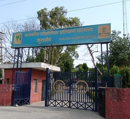 6050 applications received for 1412 seats in six ITIs of the district