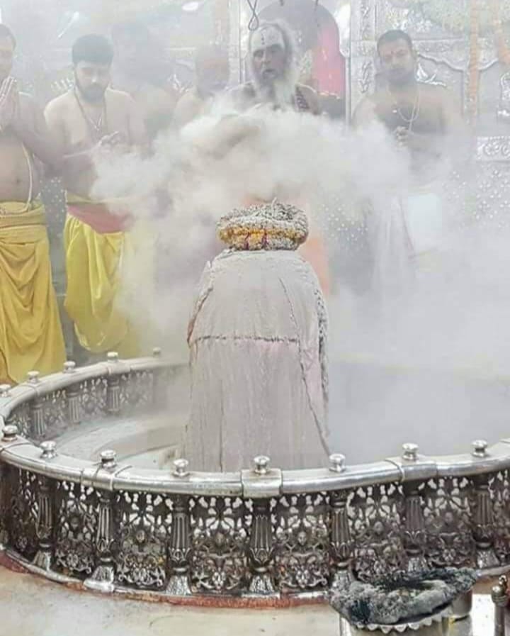 ujjain news: there will be no VIP in the court of Baba Mahakal in the Bhasmarti In the month of Shravan
