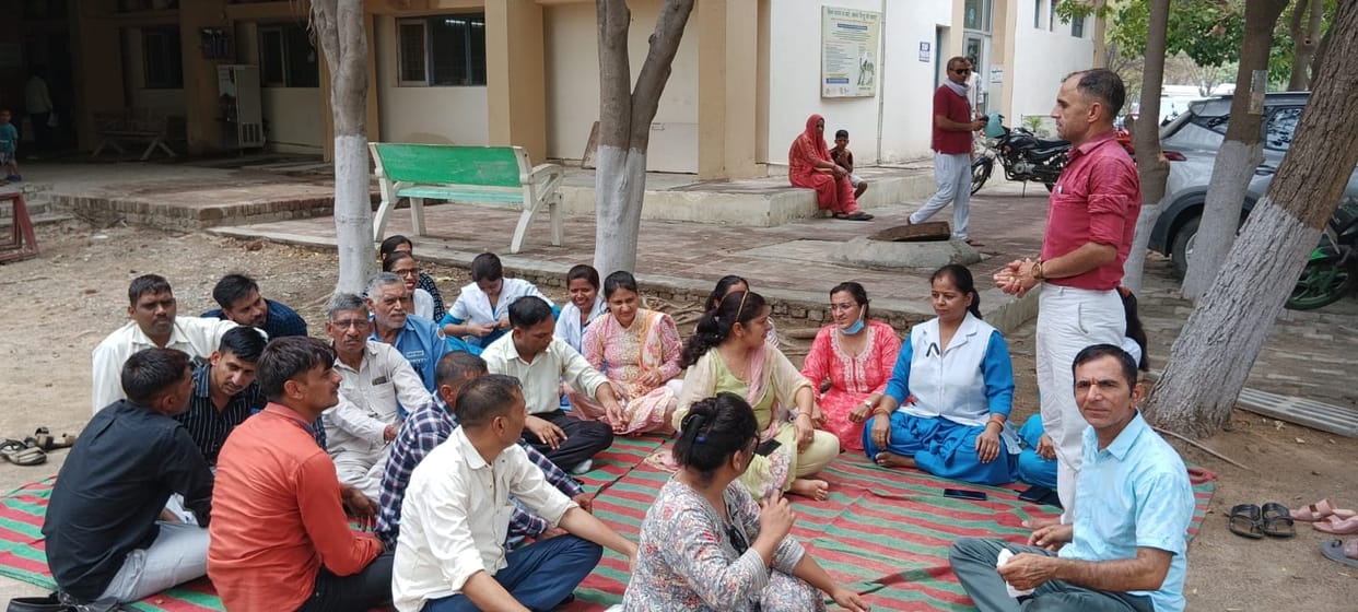 NHM workers boycotted work for one hour