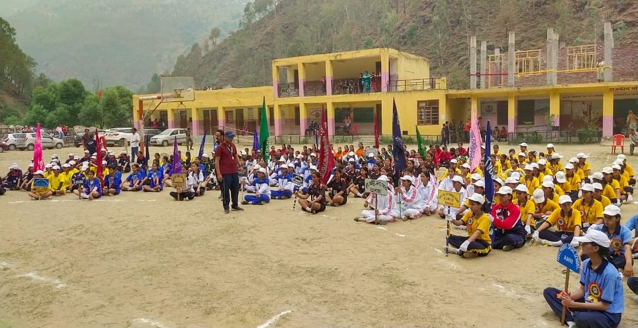 Three-day sports competition of under-19 girl students started in Senior Secondary School, Shwad of Ani sub-division.