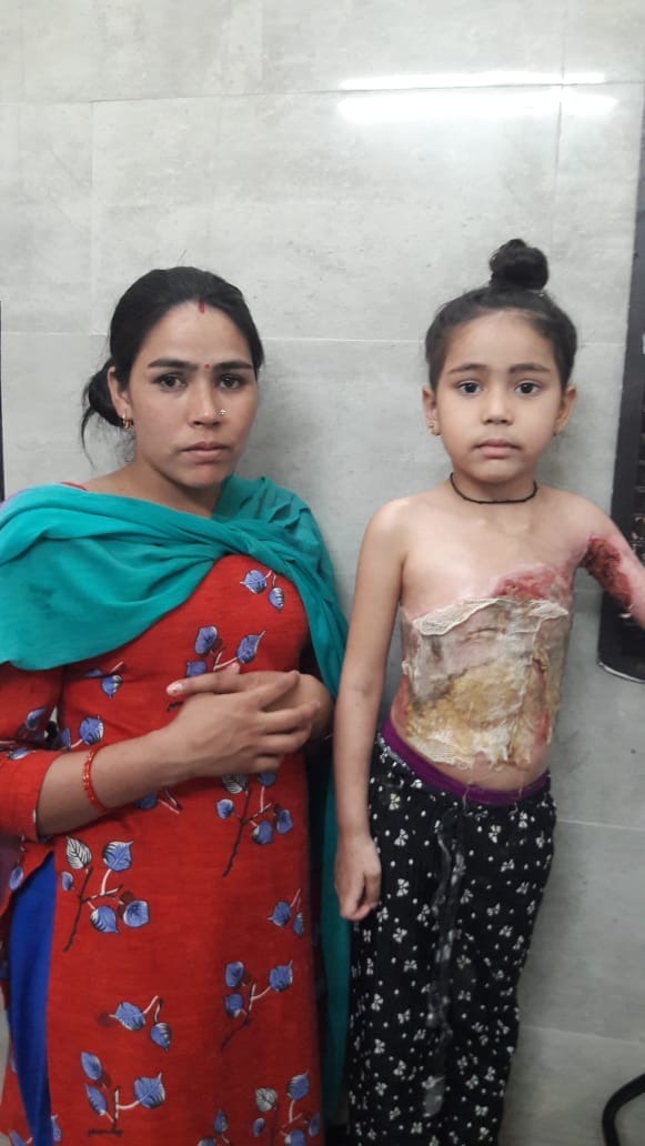 Hospital staff became helpful in the treatment of the girl.