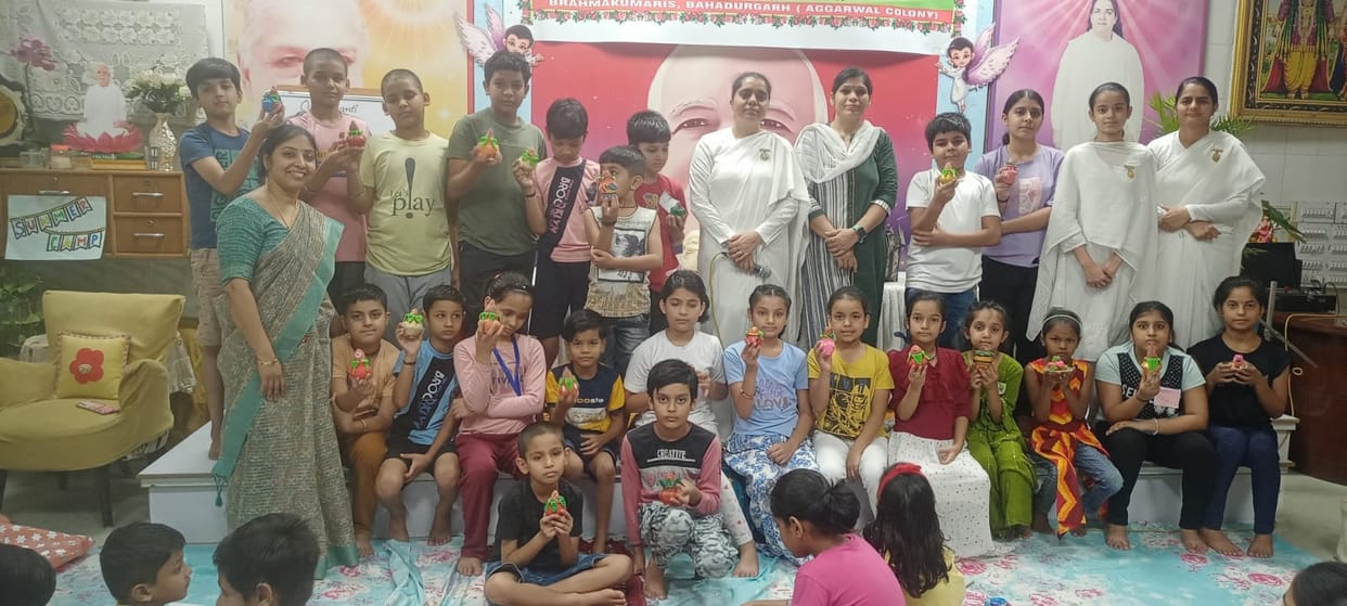 Cultured children are the bright future of the country: Anjali