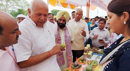 Organic testing labs will be built in all agricultural universities: Agriculture Minister