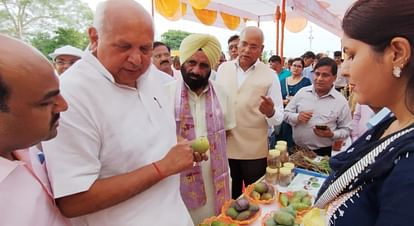 Organic testing labs will be set up in all agricultural universities: Agriculture Minister Organic testing labs will be built in all agricultural universities: Agriculture Minister