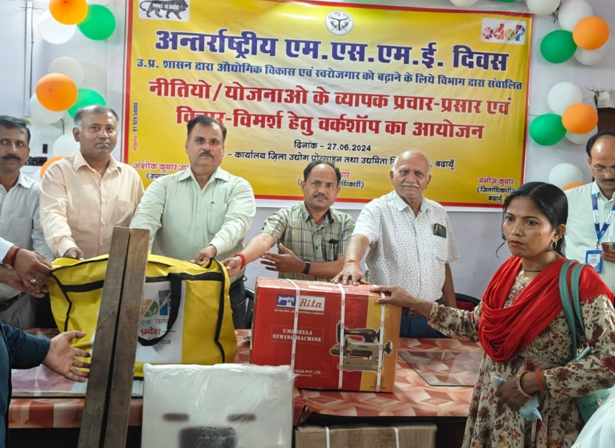 Toolkits given to 40 people to promote self-employment