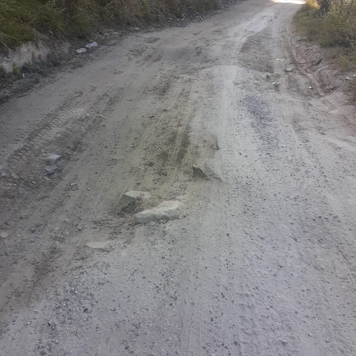 Bad condition of roads, Rampur Bushahr, PWD, preparations for apple season