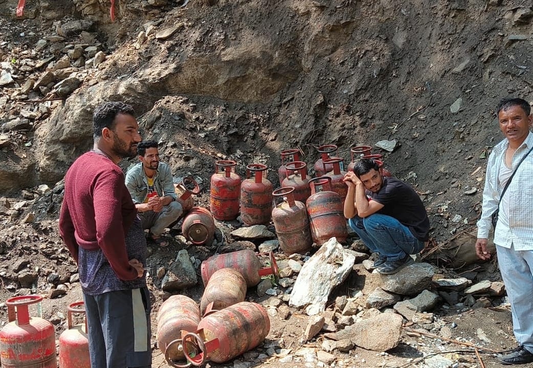 Domestic gas cylinders returned due to repair of bridges