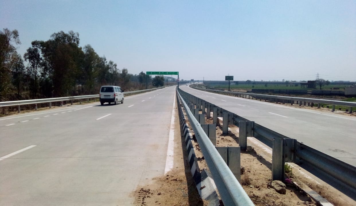 NH-334P will be connected to UER-3 with UER-2 in two months, work going on in Badli, Delhi.