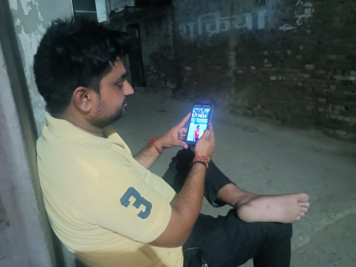 Cricket fans rejoiced as Virat Kohli hit a six