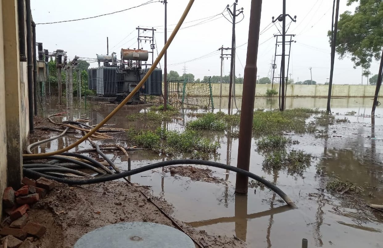 120 MW load reduced due to rain, faults increased
