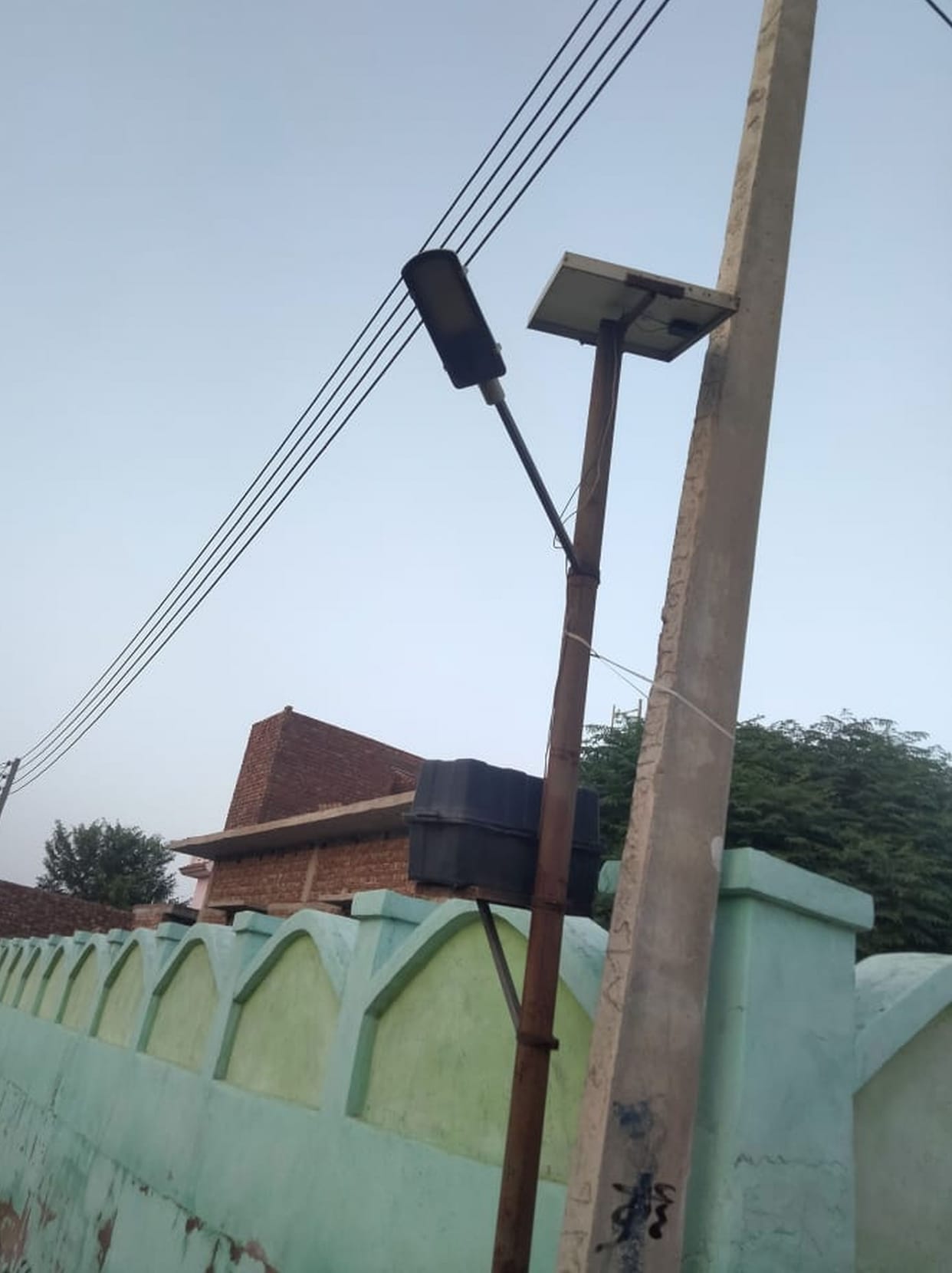 Street lights are out of order in Badesara