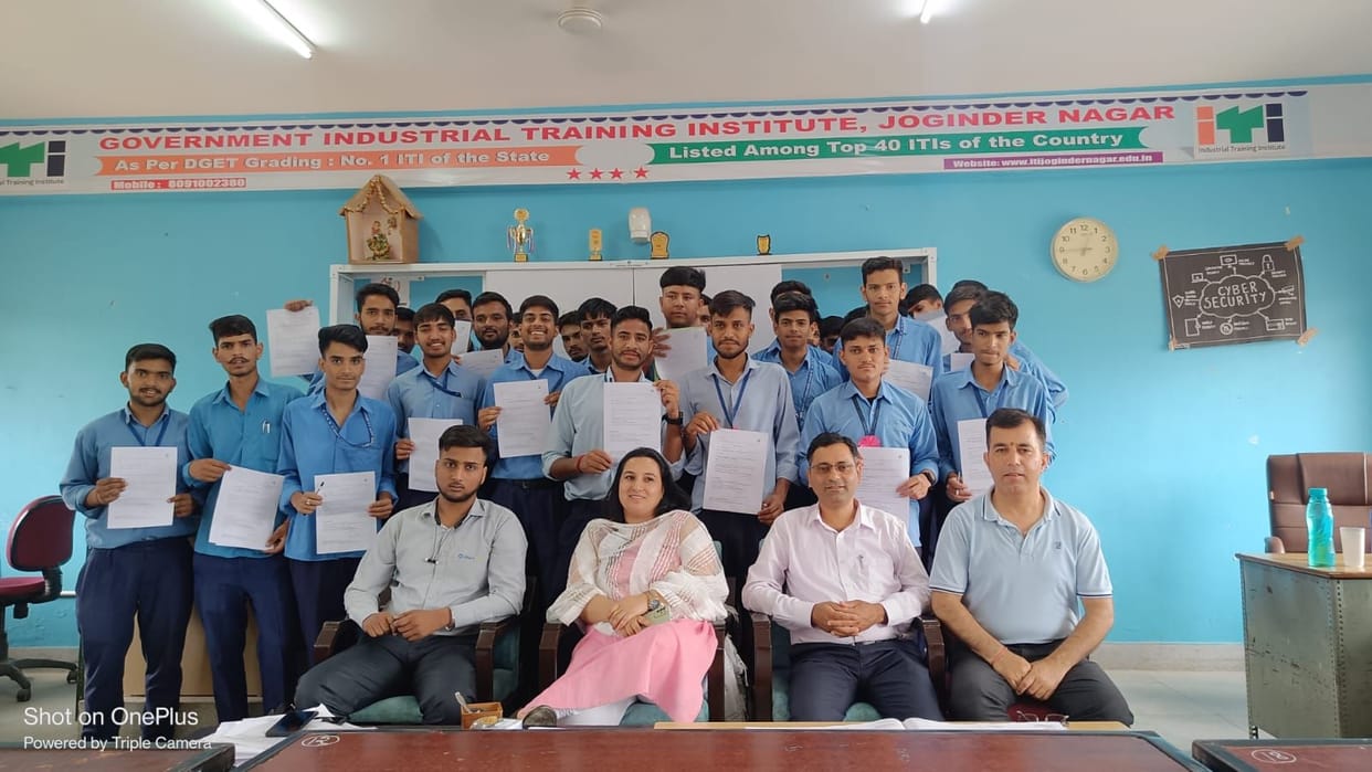 63 youth got jobs in campus interview in Jogindernagar