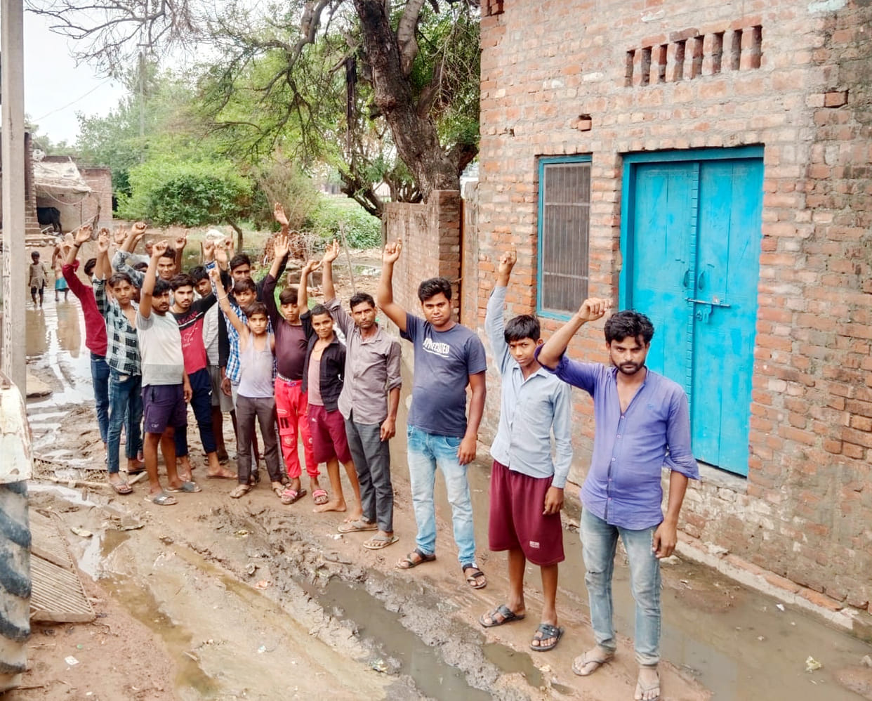 Waterlogging in Bairmai Bujurg, villagers protested