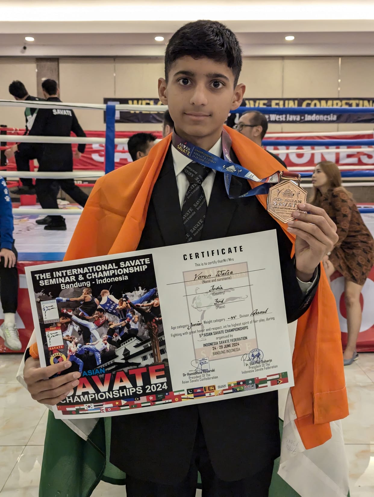 Varun created history by winning bronze in Swat French Boxing Championship