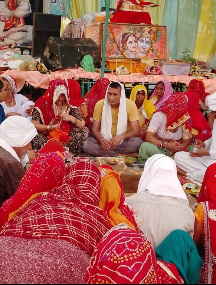 Narrated the incident of marriage of Shri Krishna-Rukmini in Bhagwat Katha.